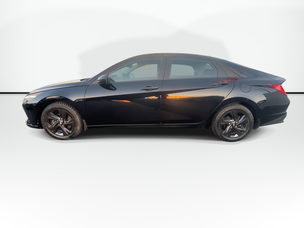 2022 Hyundai Elantra Hybrid in Antigonish, Nova Scotia - 5 - w1024h768px