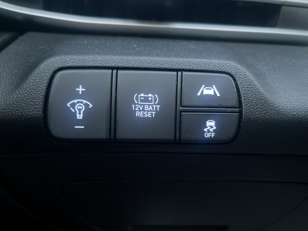 2022 Hyundai Elantra Hybrid in Antigonish, Nova Scotia - 24 - w1024h768px