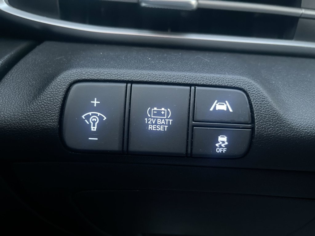 2022 Hyundai Elantra Hybrid in Antigonish, Nova Scotia - 22 - w1024h768px