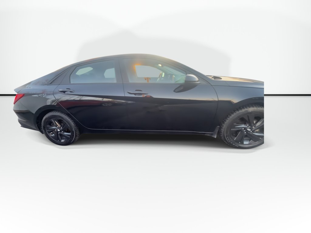 2022 Hyundai Elantra Hybrid in Antigonish, Nova Scotia - 9 - w1024h768px