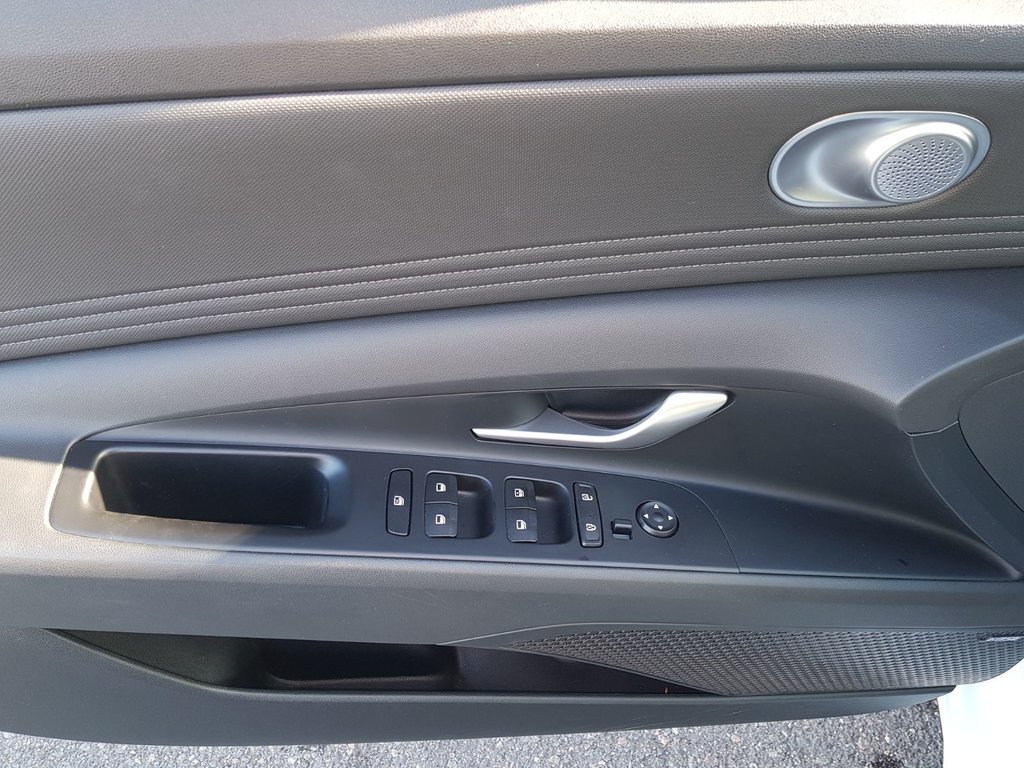 2023 Hyundai ELANTRA HYBRID in Antigonish, Nova Scotia - 24 - w1024h768px