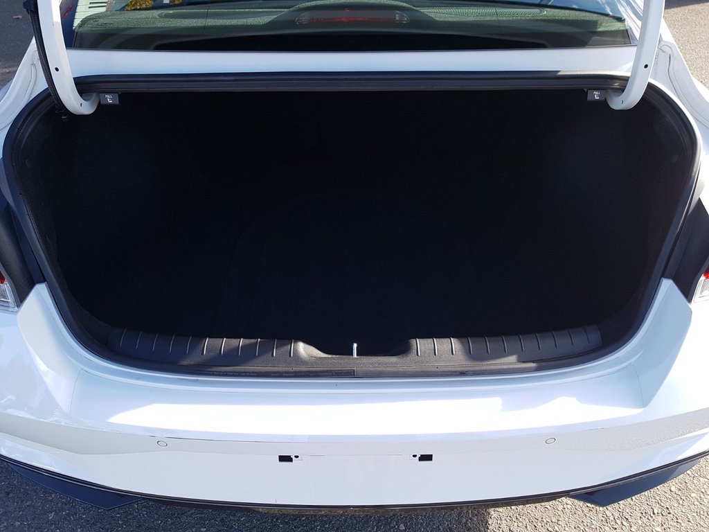 2023 Hyundai ELANTRA HYBRID in Antigonish, Nova Scotia - 45 - w1024h768px