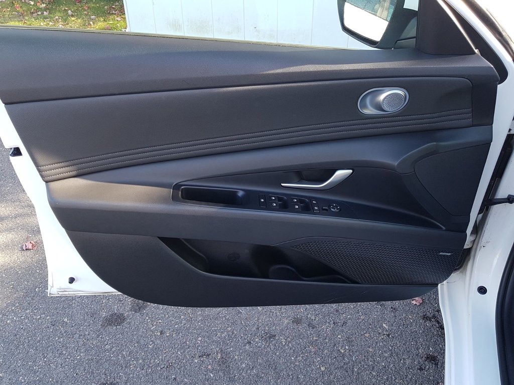 2023 Hyundai ELANTRA HYBRID in Antigonish, Nova Scotia - 23 - w1024h768px