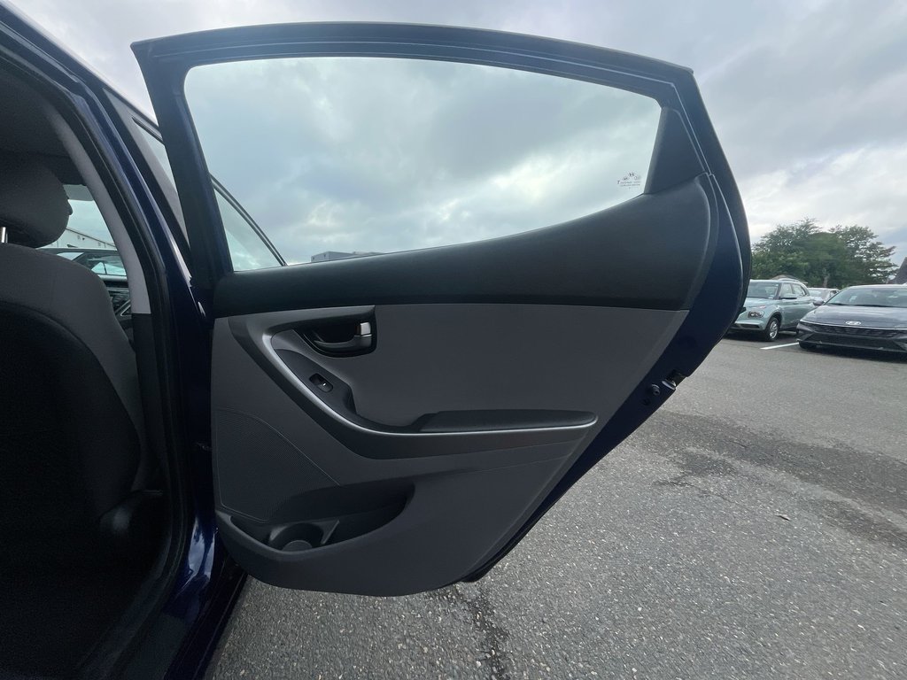 2014 Hyundai Elantra GL | PwrWindows | Air | Tilt in Saint John, New Brunswick - 38 - w1024h768px