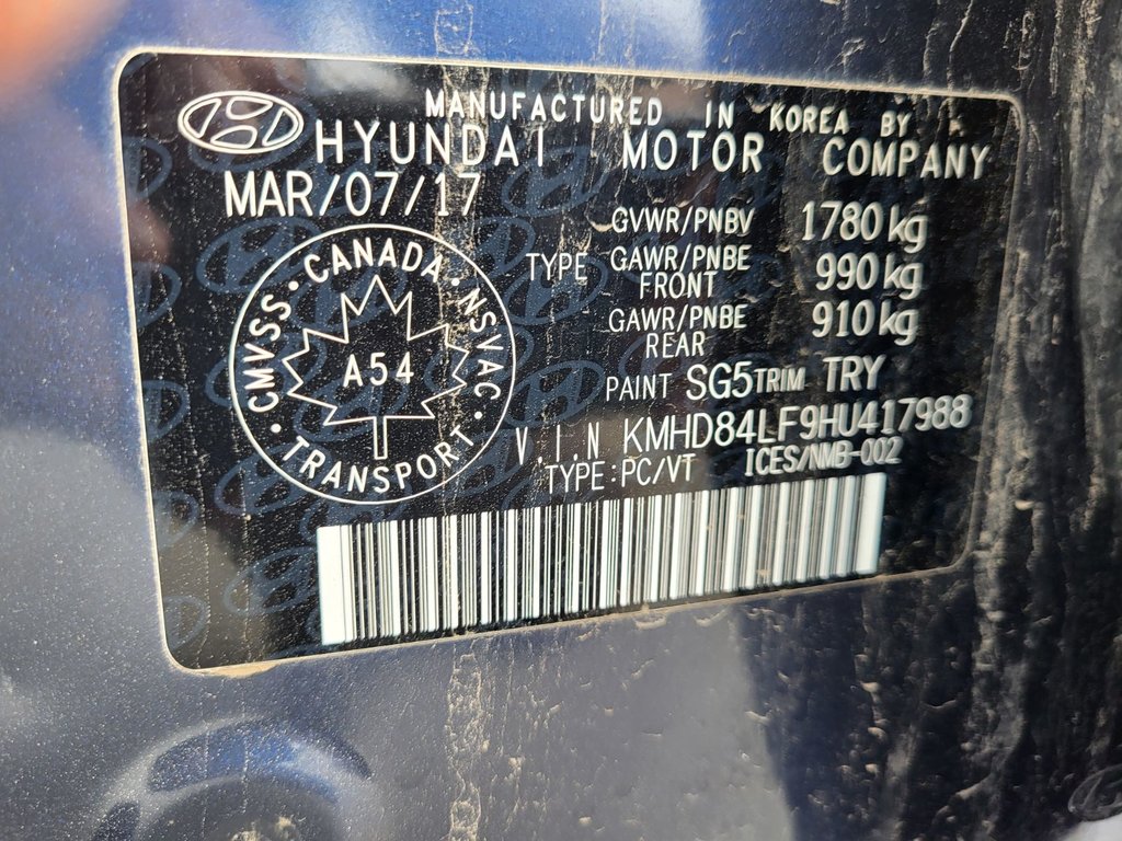 2017 Hyundai Elantra in Antigonish, Nova Scotia - 33 - w1024h768px