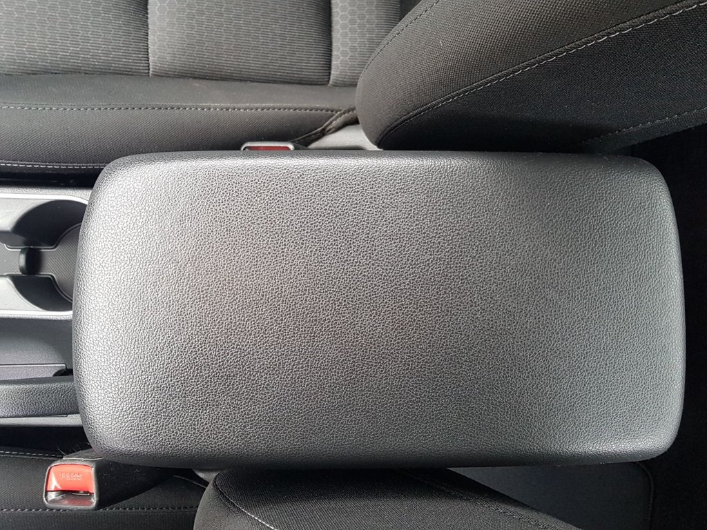 2017 Hyundai Elantra in Antigonish, Nova Scotia - 24 - w1024h768px