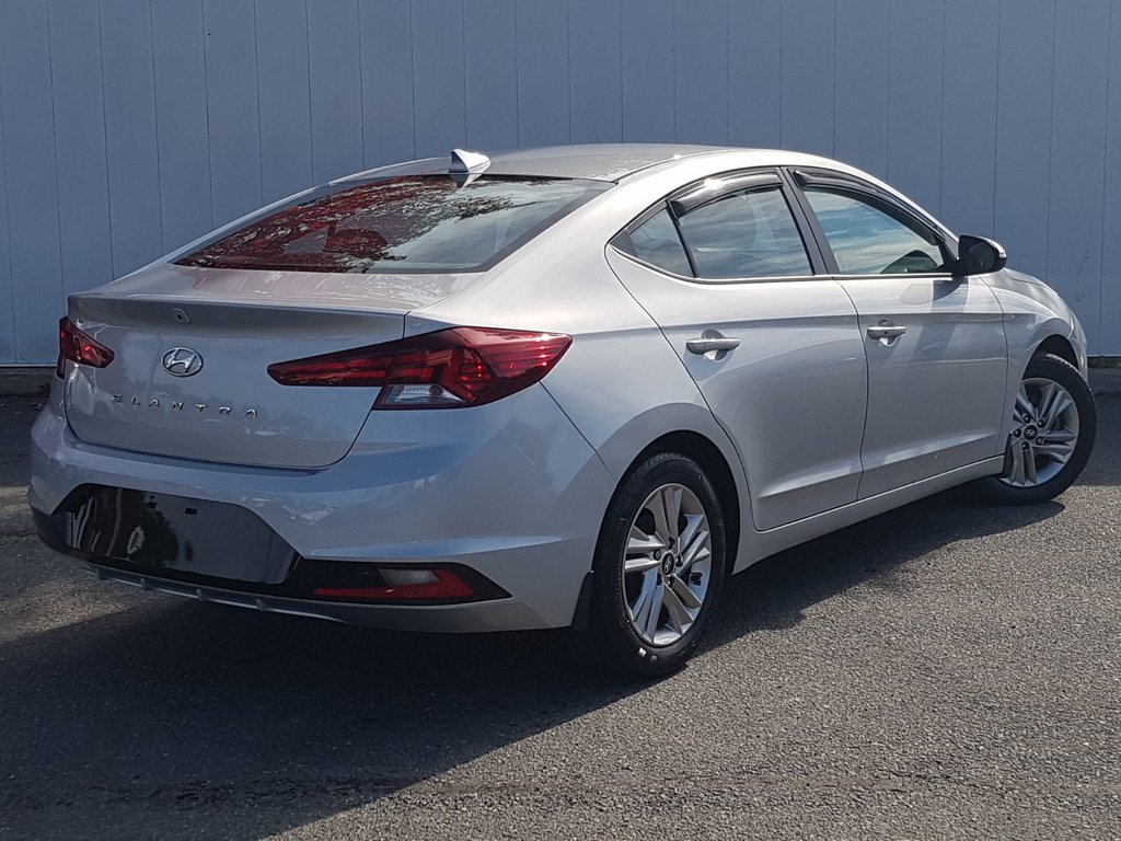 2020 Hyundai Elantra Preferred w/Sun & Safety Package | Roof | Cam in Saint John, New Brunswick - 3 - w1024h768px
