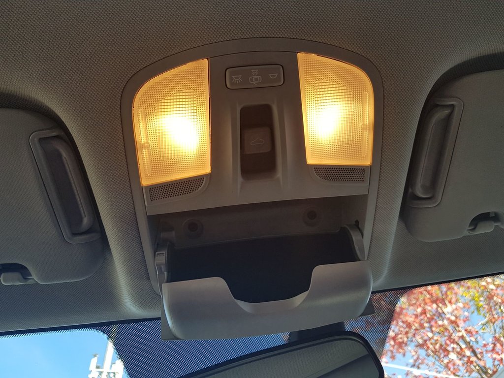 2020 Hyundai Elantra Preferred w/Sun & Safety Package | Roof | Cam in Saint John, New Brunswick - 43 - w1024h768px