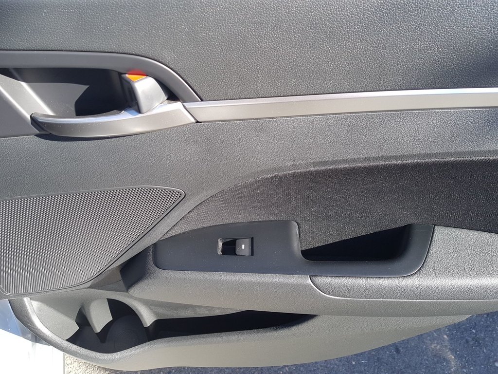 2020 Hyundai Elantra Preferred w/Sun & Safety Package | Roof | Cam in Saint John, New Brunswick - 56 - w1024h768px