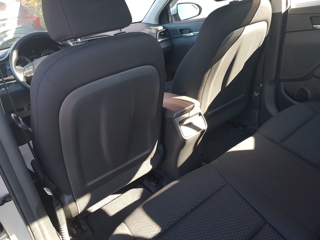 2020 Hyundai Elantra Preferred w/Sun & Safety Package | Roof | Cam in Saint John, New Brunswick - 49 - w1024h768px