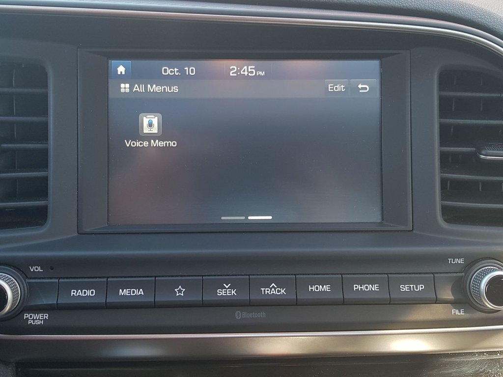 2020 Hyundai Elantra Preferred w/Sun & Safety Package | Roof | Cam in Saint John, New Brunswick - 31 - w1024h768px