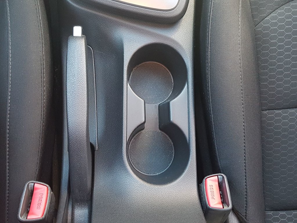 2020 Hyundai Elantra Preferred w/Sun & Safety Package | Roof | Cam in Saint John, New Brunswick - 37 - w1024h768px