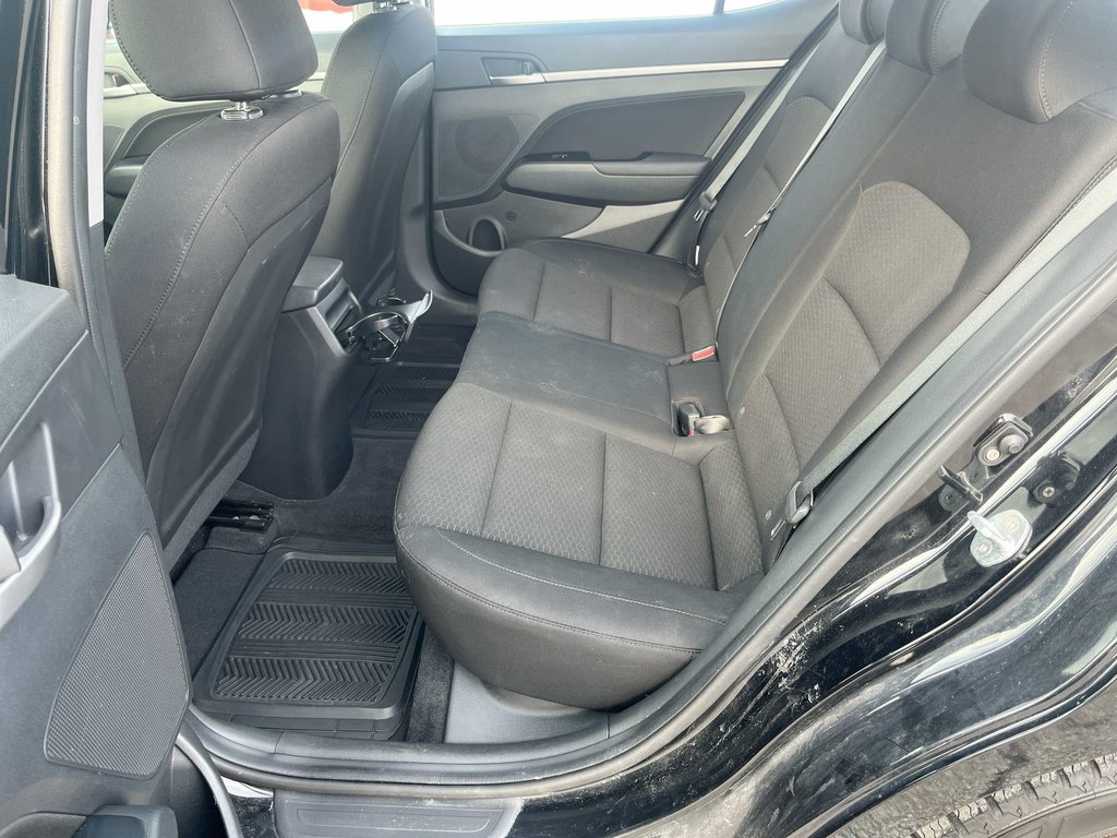 2020 Hyundai Elantra Preferred w/Sun & Safety Package in Saint John, New Brunswick - 32 - w1024h768px