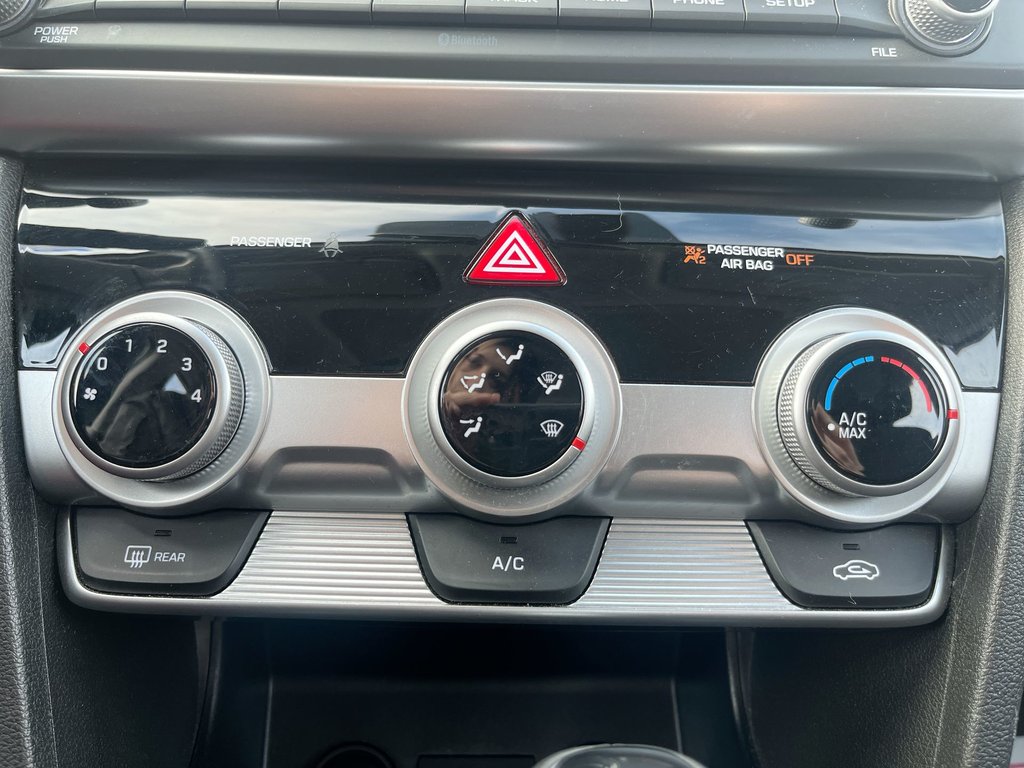 2020 Hyundai Elantra Preferred w/Sun & Safety Package in Saint John, New Brunswick - 27 - w1024h768px