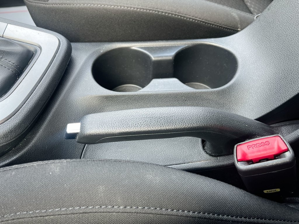 2020 Hyundai Elantra Preferred w/Sun & Safety Package in Saint John, New Brunswick - 30 - w1024h768px