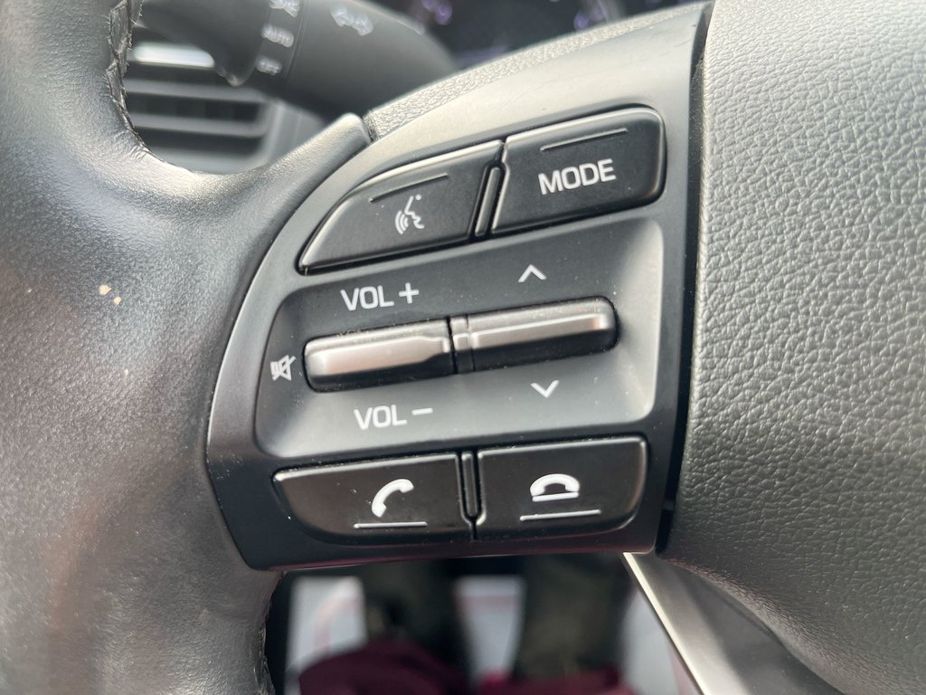 2020 Hyundai Elantra Preferred w/Sun & Safety Package in Saint John, New Brunswick - 20 - w1024h768px