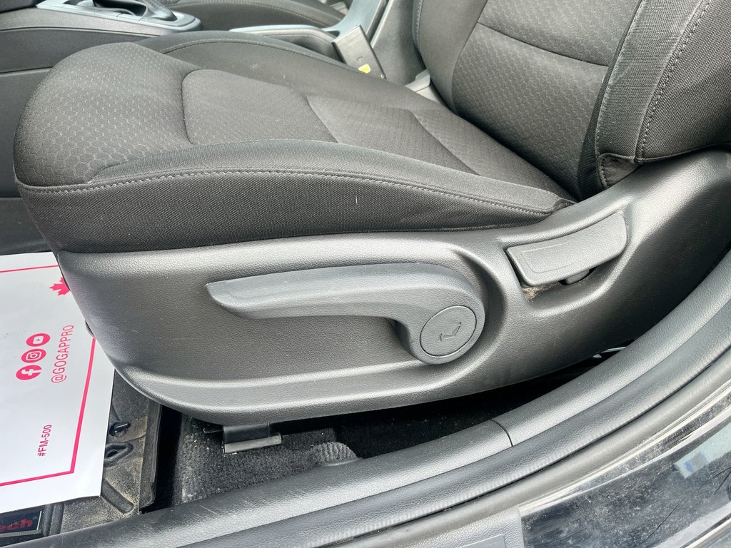 2020 Hyundai Elantra Preferred w/Sun & Safety Package in Saint John, New Brunswick - 14 - w1024h768px