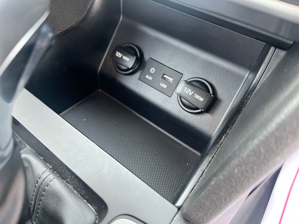 2020 Hyundai Elantra Preferred w/Sun & Safety Package in Saint John, New Brunswick - 42 - w1024h768px