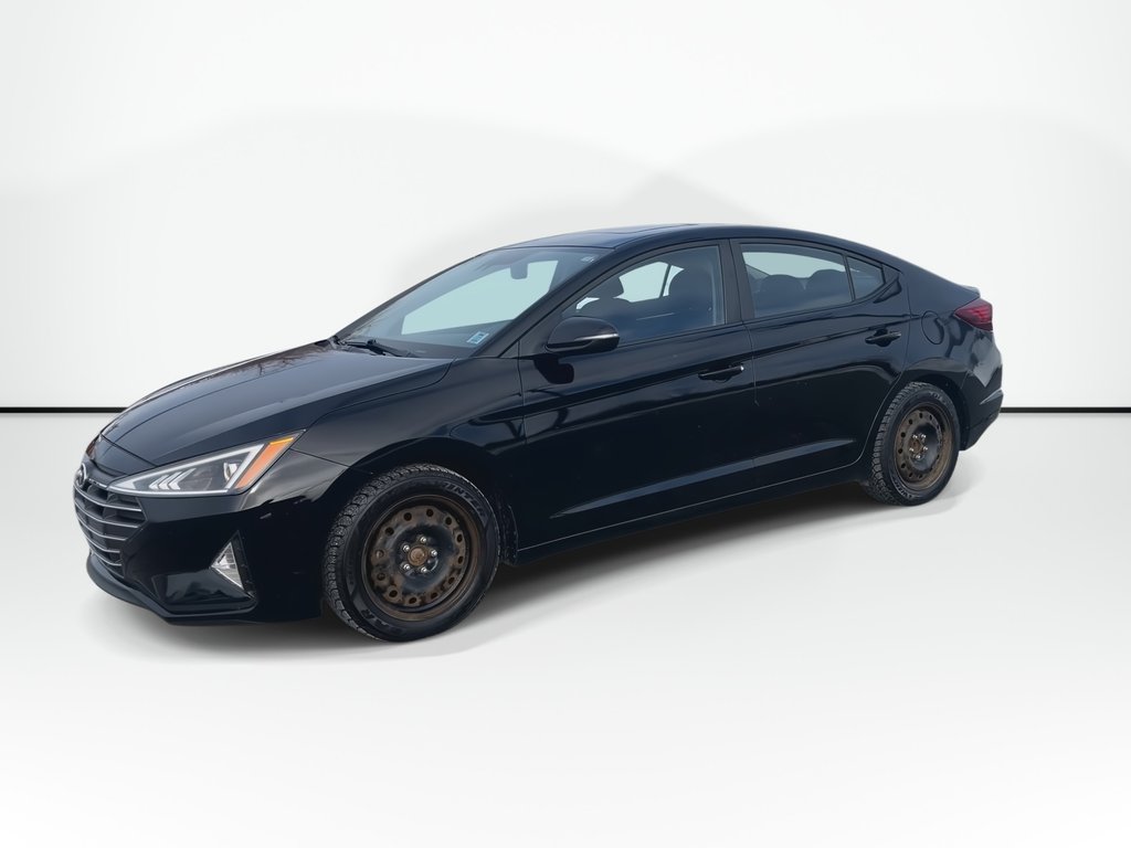 2020 Hyundai Elantra Preferred w/Sun & Safety Package in Saint John, New Brunswick - 4 - w1024h768px