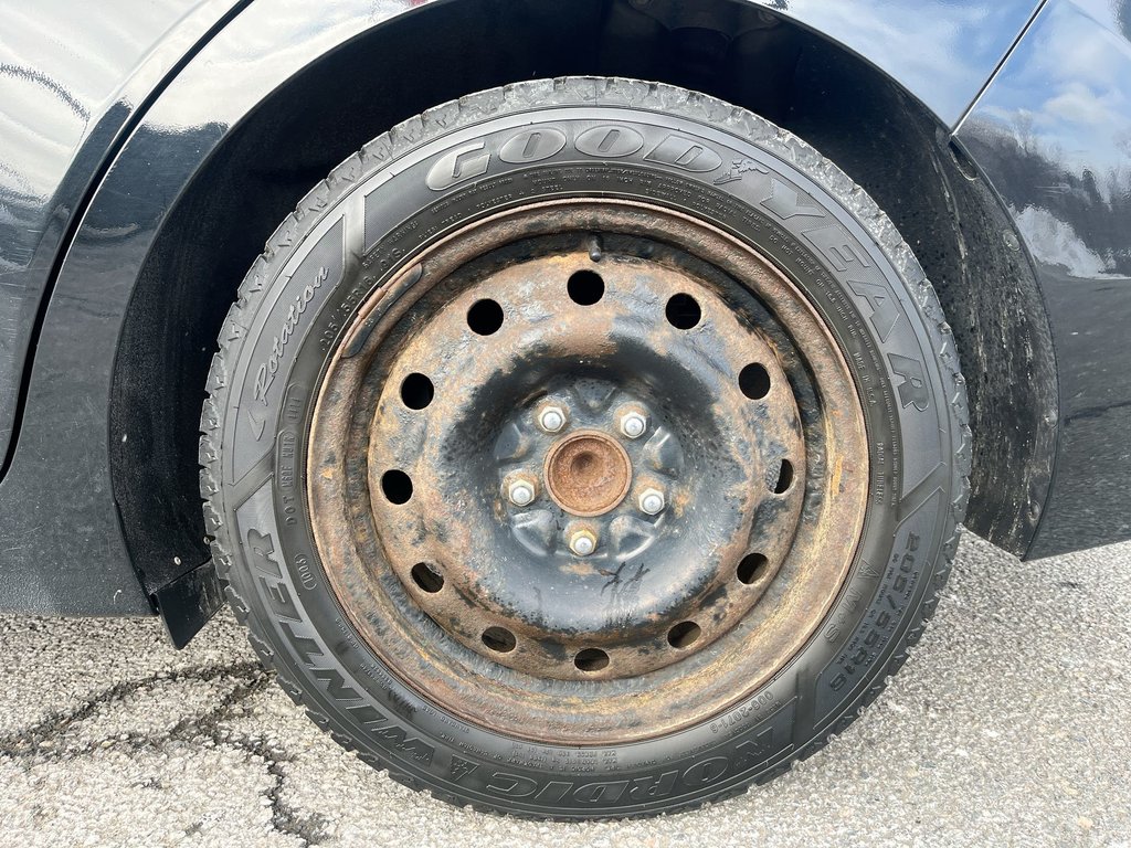 2020 Hyundai Elantra Preferred w/Sun & Safety Package in Saint John, New Brunswick - 10 - w1024h768px