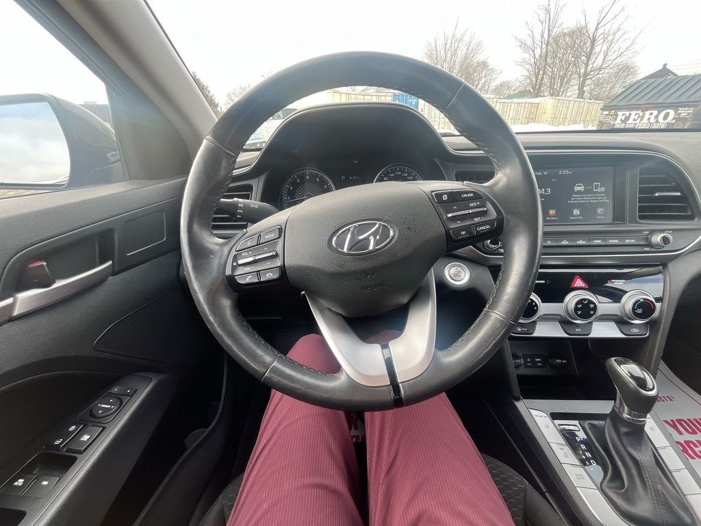 2020 Hyundai Elantra Preferred w/Sun & Safety Package in Saint John, New Brunswick - 12 - w1024h768px