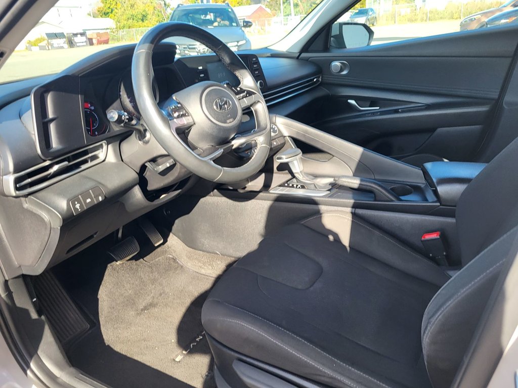 2021  Elantra Preferred | Cam | USB | HtdSeat | Warranty to 2026 in Saint John, New Brunswick - 34 - w1024h768px