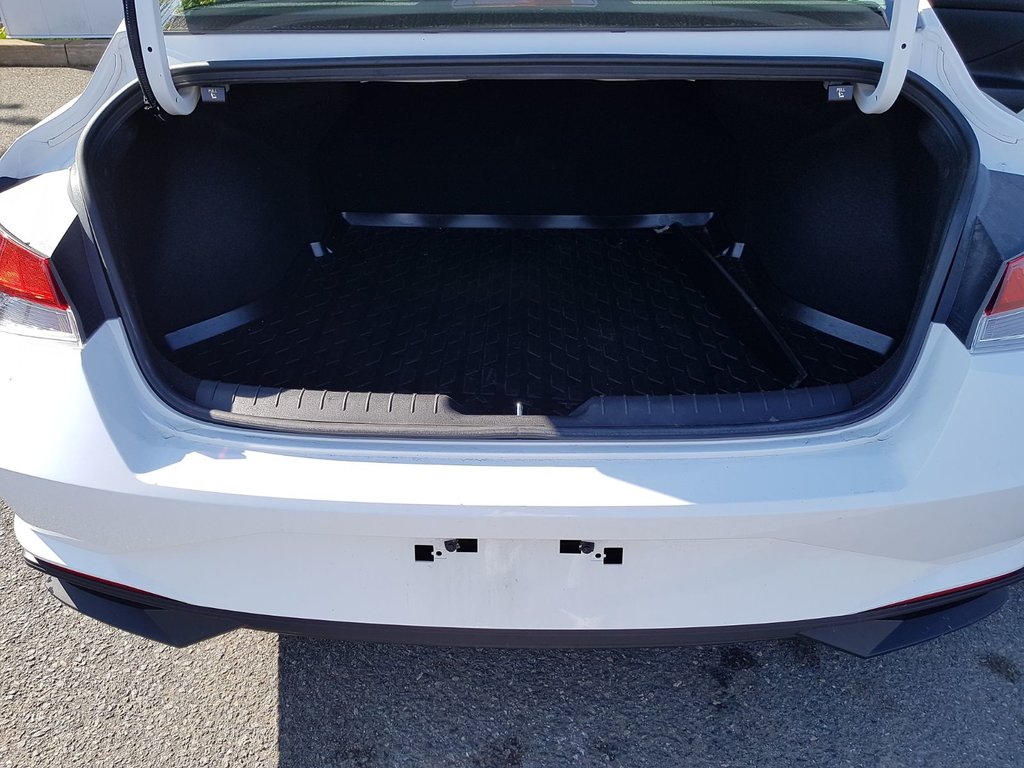 2021 Hyundai Elantra Preferred | Cam | USB | Htd. Wheel | Bluetooth in Saint John, New Brunswick - 35 - w1024h768px