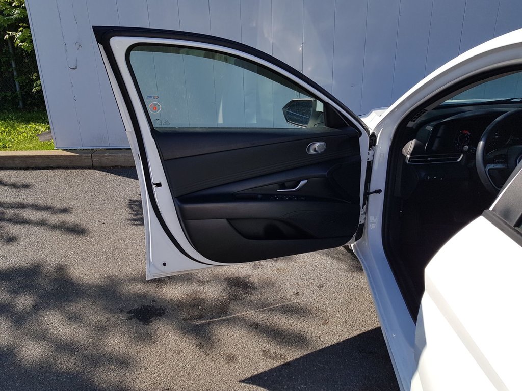 2021 Hyundai Elantra Preferred | Cam | USB | Htd. Wheel | Bluetooth in Saint John, New Brunswick - 18 - w1024h768px