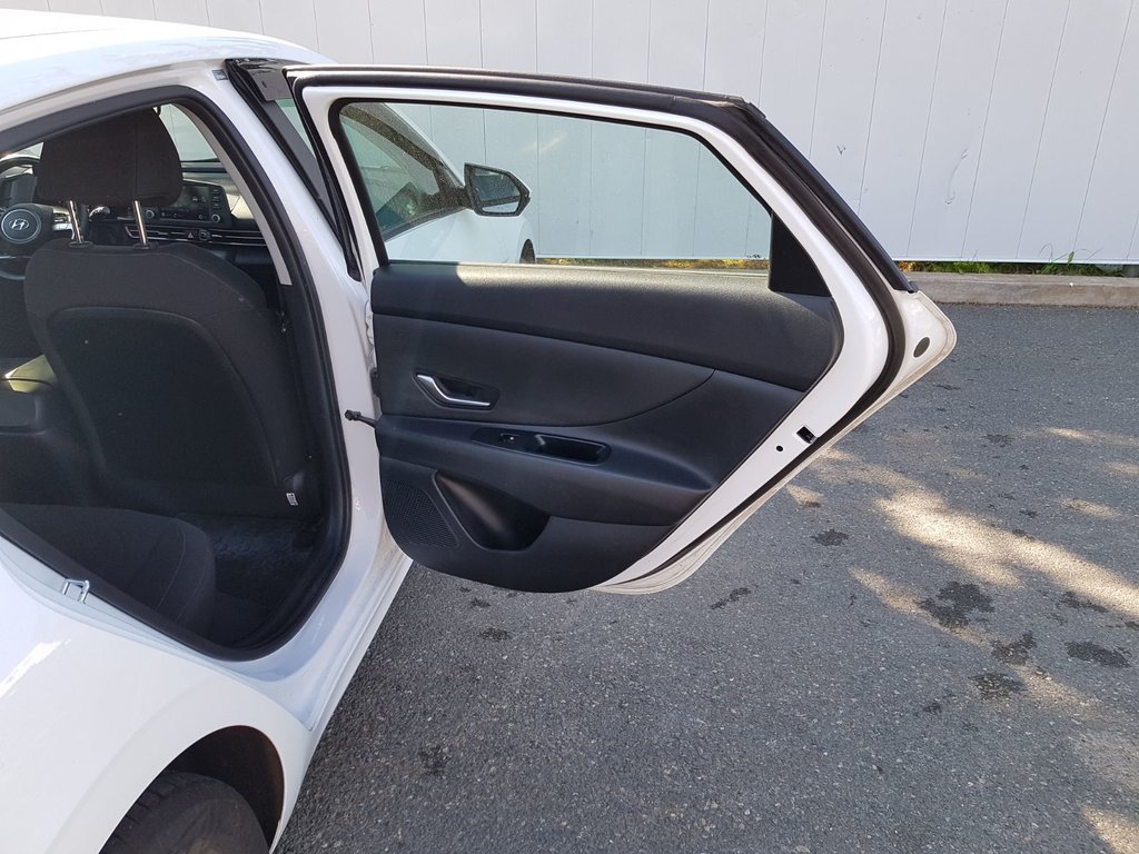 2021 Hyundai Elantra Preferred | Cam | USB | Htd. Wheel | Bluetooth in Saint John, New Brunswick - 36 - w1024h768px