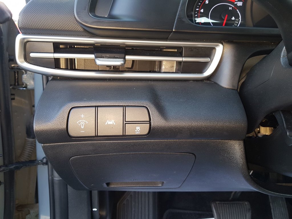 2021 Hyundai ELANTRA Preferred | Cam | USB | HtdWheel | Bluetooth in Saint John, New Brunswick - 23 - w1024h768px