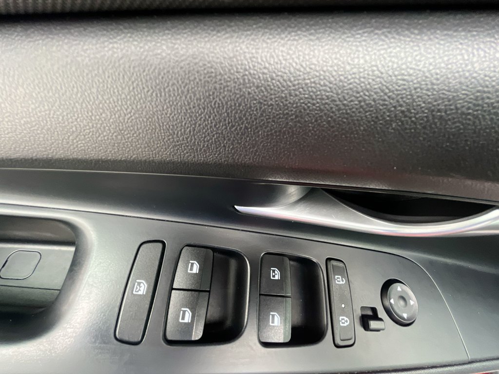 Hyundai Elantra Preferred | Sun | Safety | Roof | Cam | USB 2021 à Saint John, Nouveau-Brunswick - 15 - w1024h768px