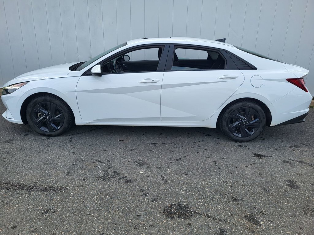 2022 Hyundai Elantra in Antigonish, Nova Scotia - 6 - w1024h768px