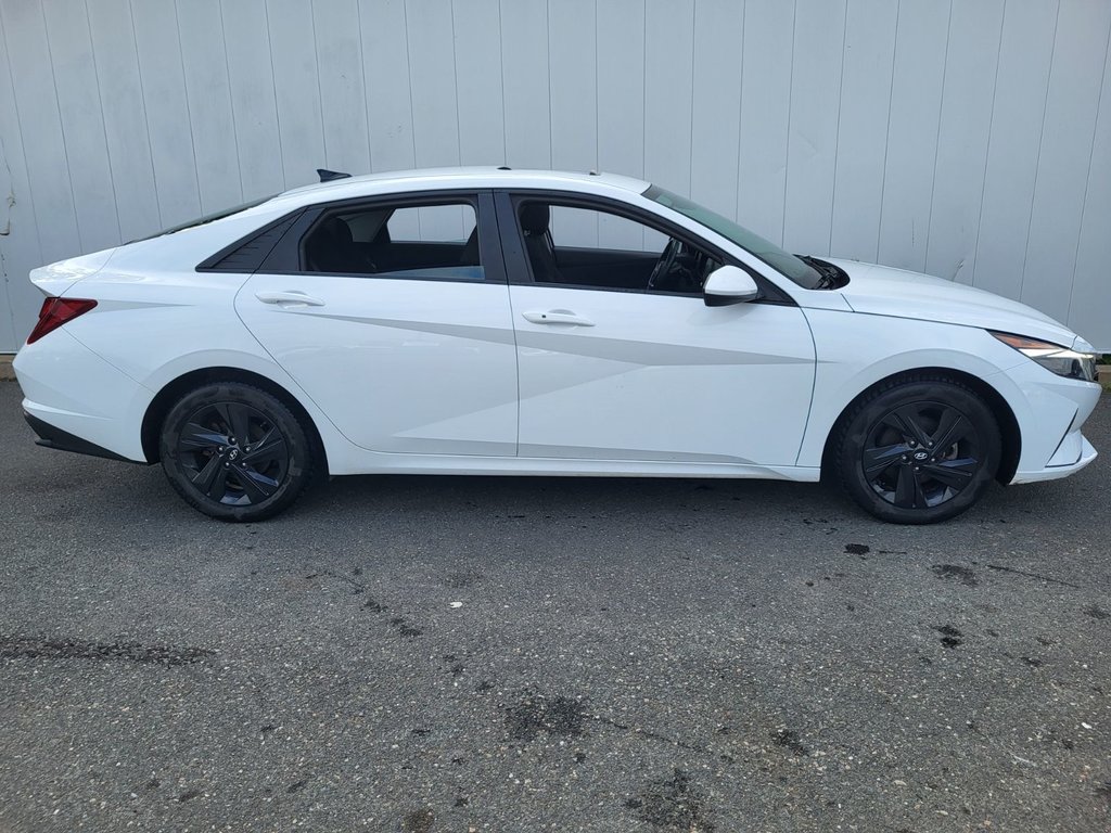 2022 Hyundai Elantra in Antigonish, Nova Scotia - 2 - w1024h768px