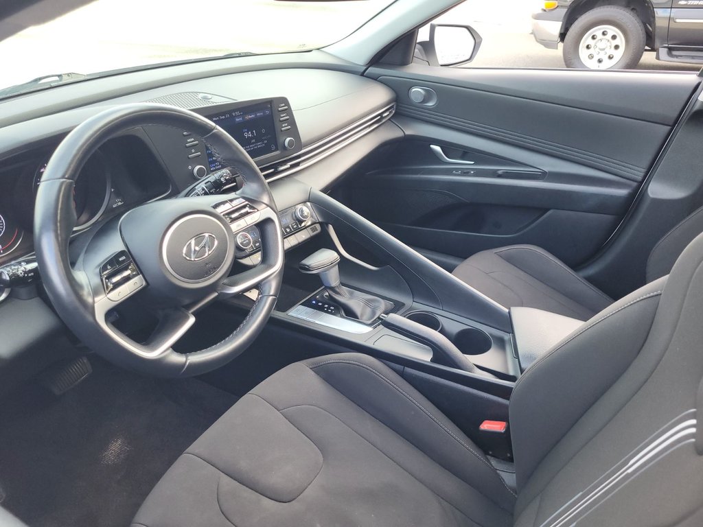 Hyundai Elantra Preferred | Cam | USB | HtdSeat | Warranty to 2027 2022 à Saint John, Nouveau-Brunswick - 34 - w1024h768px