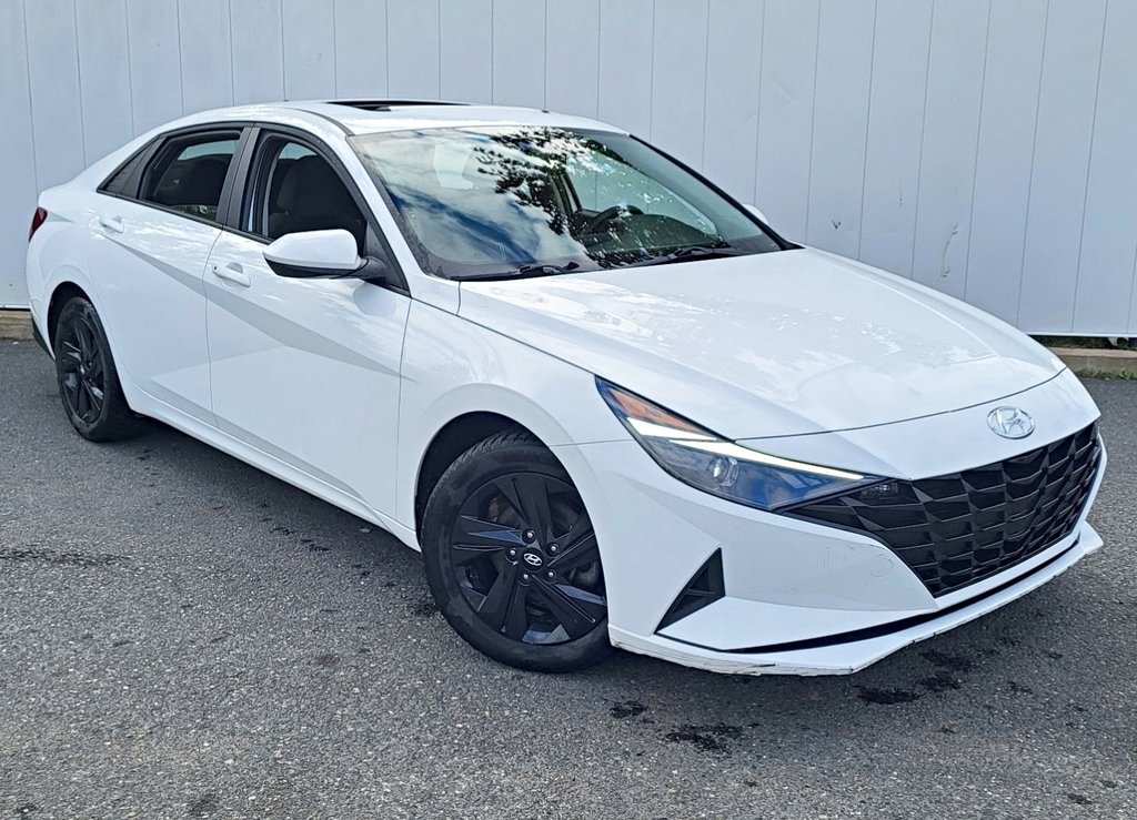 2022  Elantra Preferred | Cam | USB | HtdSeat | Warranty to 2027 in Saint John, New Brunswick - 1 - w1024h768px