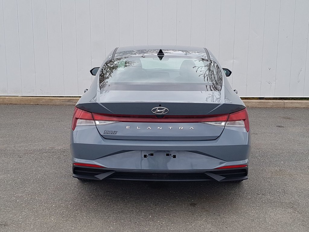 2023 Hyundai Elantra Preferred | Cam | USB | HtdSeat | Warranty to 2027 in Saint John, New Brunswick - 4 - w1024h768px