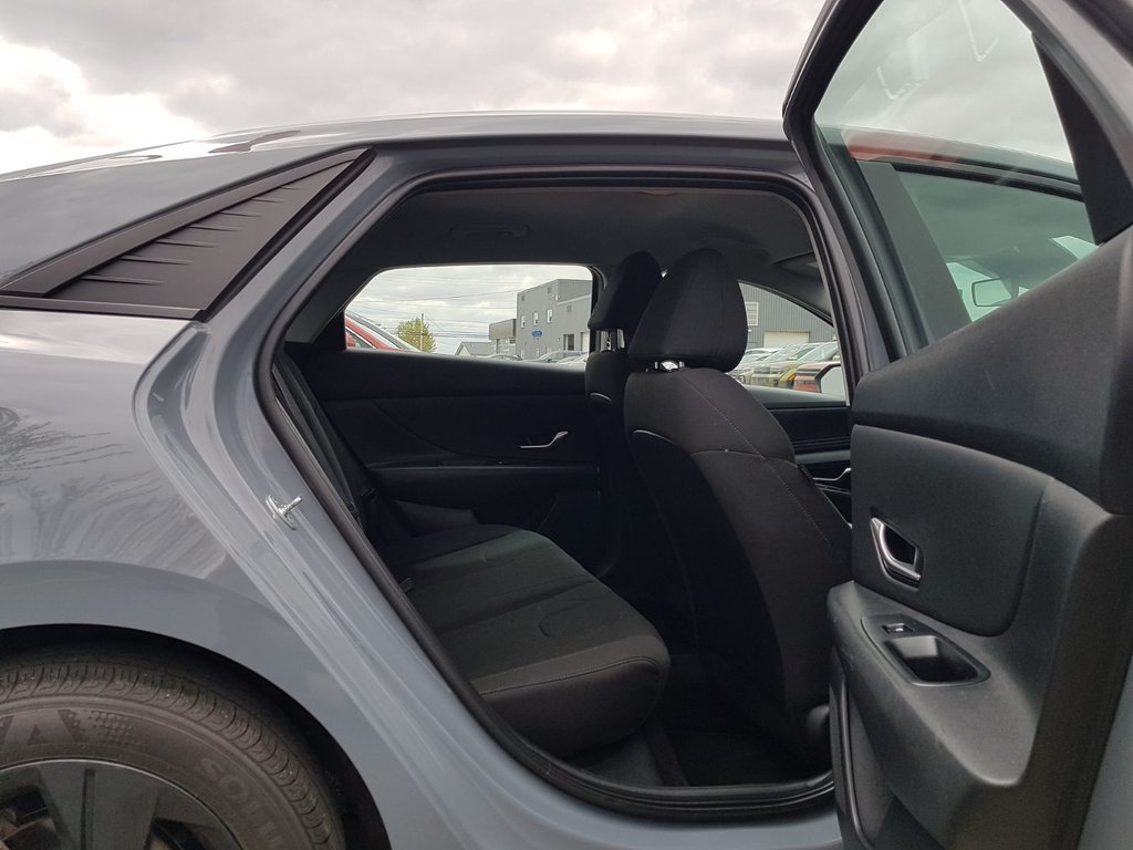 2023 Hyundai Elantra Preferred | Cam | USB | HtdSeat | Warranty to 2027 in Saint John, New Brunswick - 32 - w1024h768px
