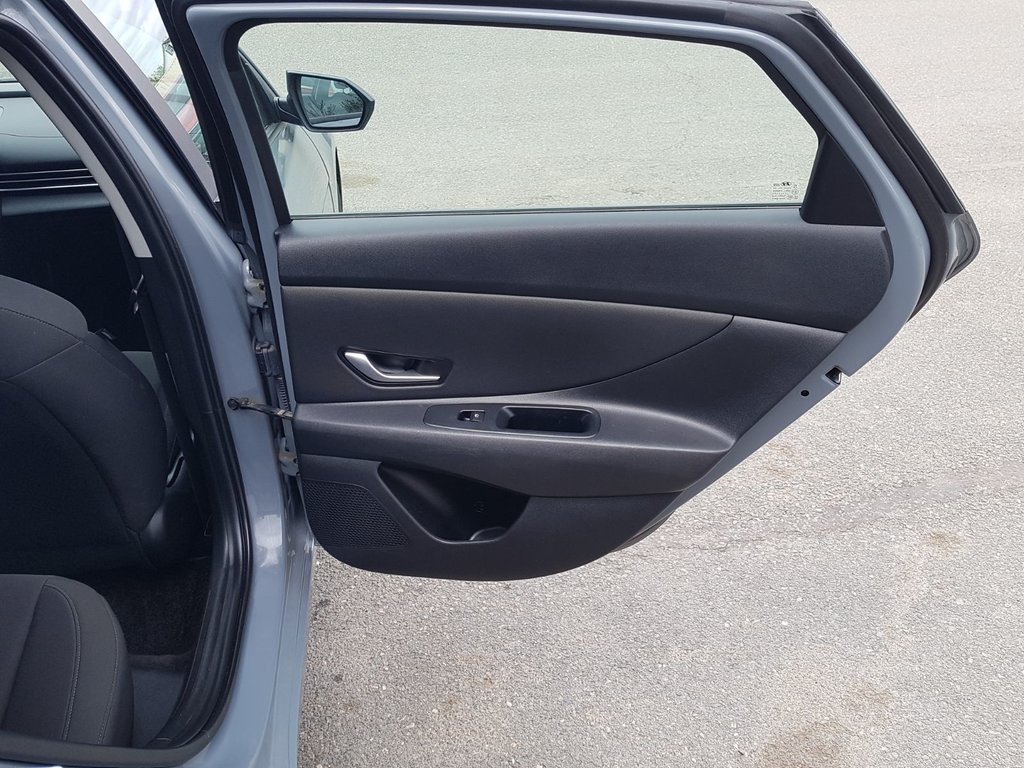 2023 Hyundai Elantra Preferred | Cam | USB | HtdSeat | Warranty to 2027 in Saint John, New Brunswick - 31 - w1024h768px