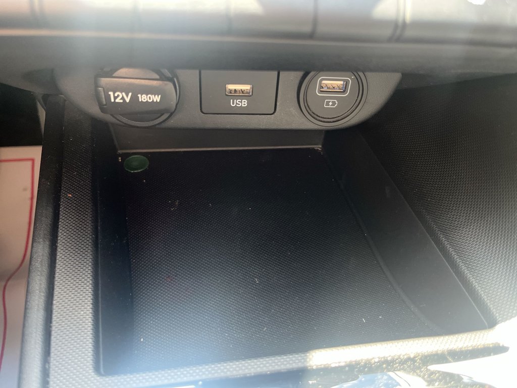 2023 Hyundai Elantra Preferred | Cam | USB | Warranty to 2028 in Saint John, New Brunswick - 28 - w1024h768px
