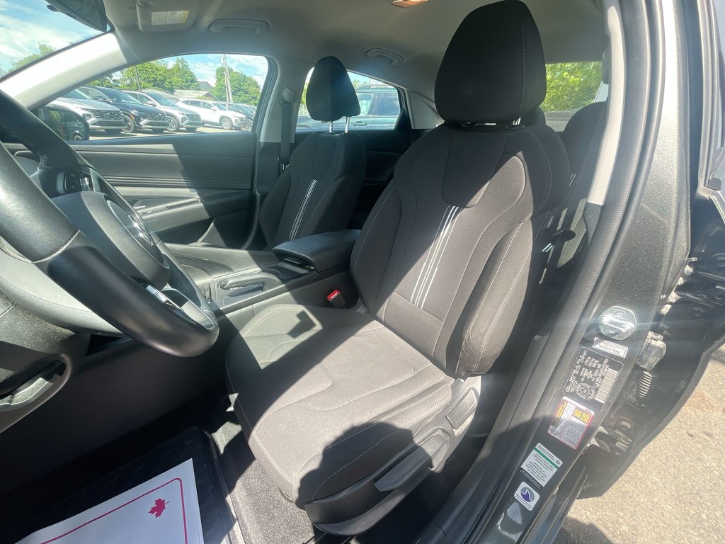 2023 Hyundai Elantra Preferred | Cam | USB | Warranty to 2028 in Saint John, New Brunswick - 11 - w1024h768px