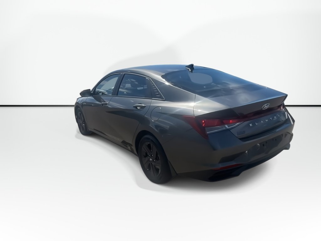 2023 Hyundai Elantra Preferred | Cam | USB | Warranty to 2028 in Saint John, New Brunswick - 6 - w1024h768px