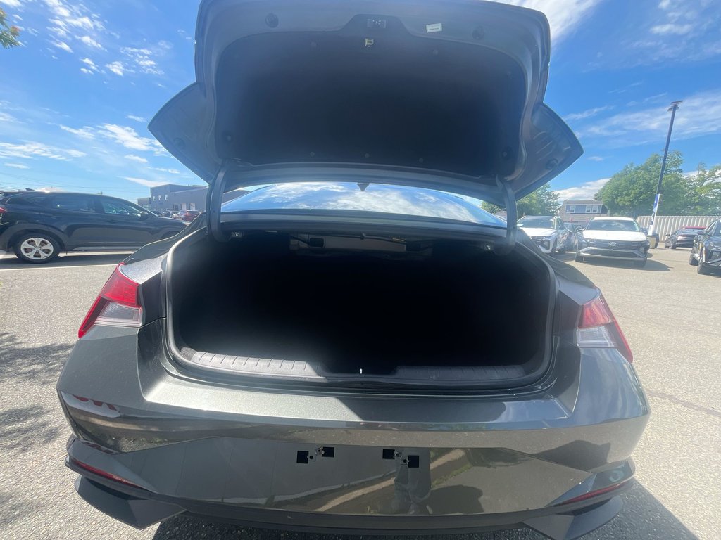2023 Hyundai Elantra Preferred | Cam | USB | Warranty to 2028 in Saint John, New Brunswick - 34 - w1024h768px