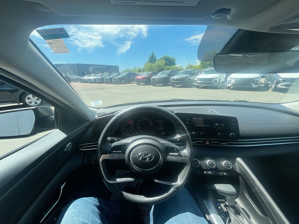 2023 Hyundai Elantra Preferred | Cam | USB | Warranty to 2028 in Saint John, New Brunswick - 12 - w1024h768px