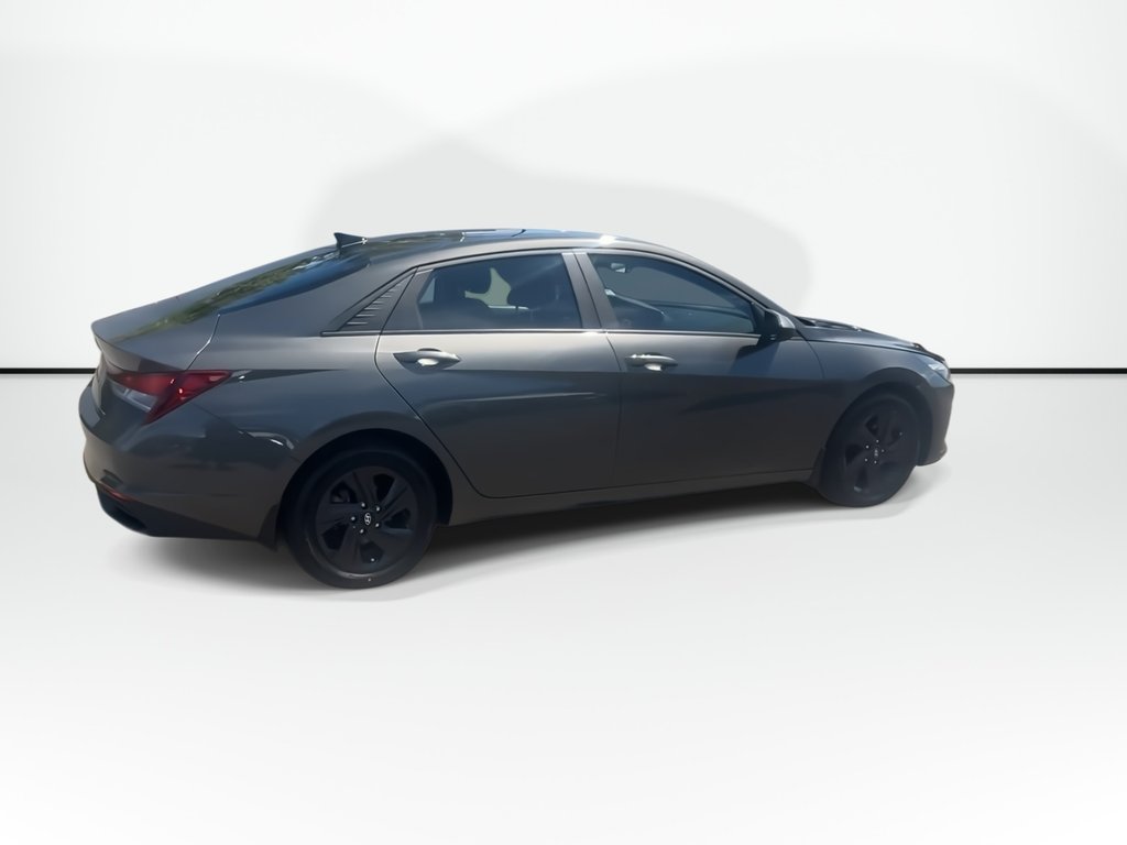 2023 Hyundai Elantra Preferred | Cam | USB | Warranty to 2028 in Saint John, New Brunswick - 8 - w1024h768px