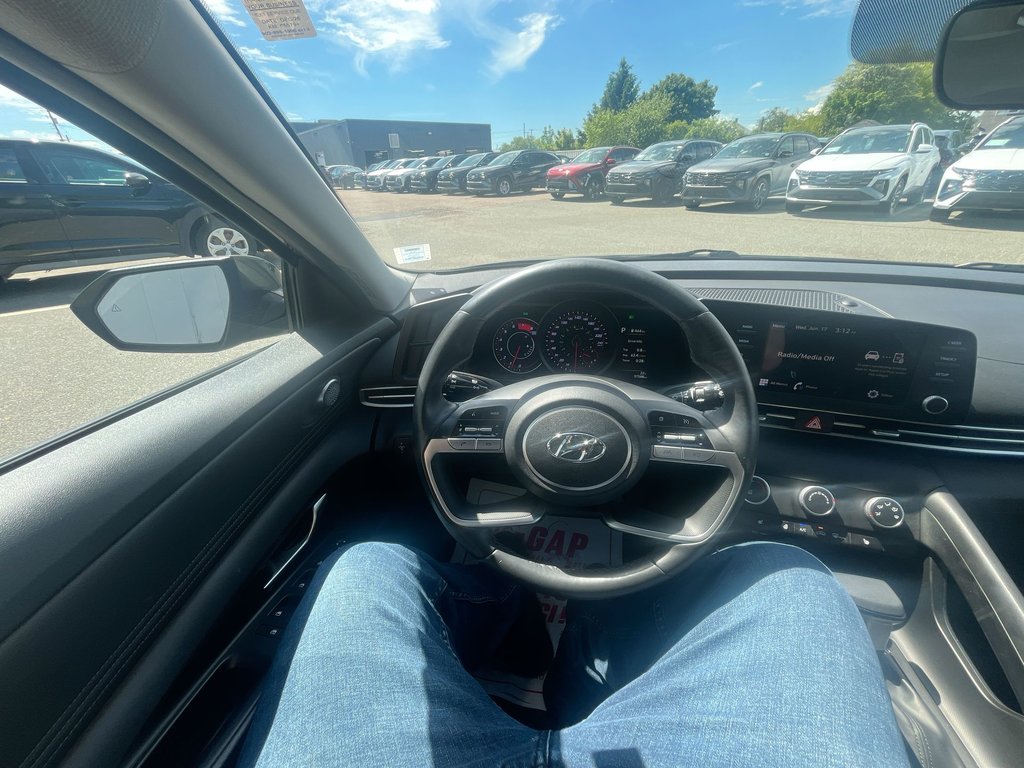 2023 Hyundai Elantra Preferred | Cam | USB | Warranty to 2028 in Saint John, New Brunswick - 17 - w1024h768px