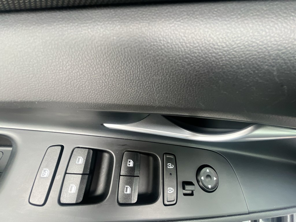 2024 Hyundai Elantra in Antigonish, Nova Scotia - 15 - w1024h768px