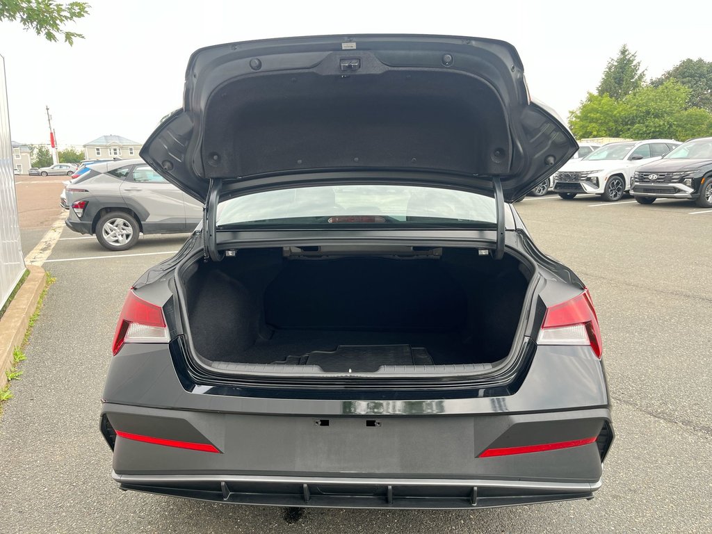 2024 Hyundai Elantra in Antigonish, Nova Scotia - 34 - w1024h768px
