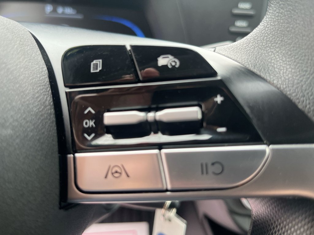2024 Hyundai Elantra in Antigonish, Nova Scotia - 21 - w1024h768px
