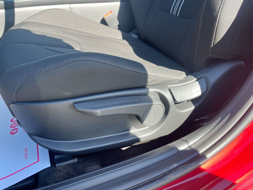 2025 Hyundai Elantra in Antigonish, Nova Scotia - 14 - w1024h768px
