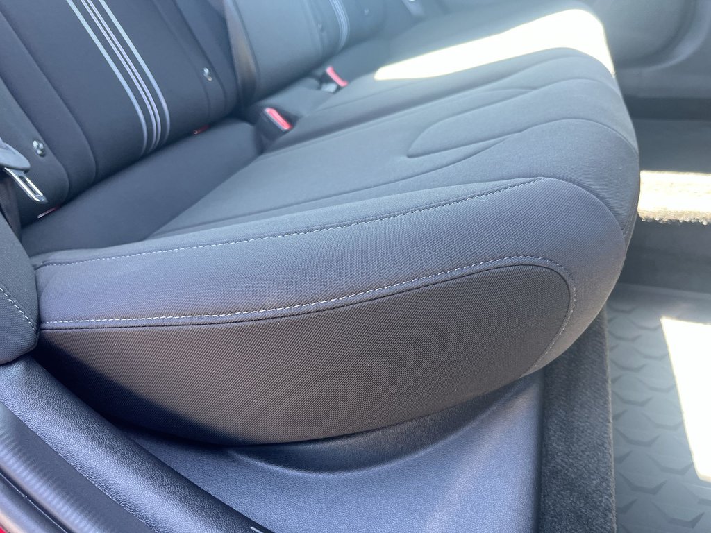 2025 Hyundai Elantra in Antigonish, Nova Scotia - 37 - w1024h768px